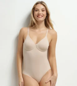 Body femme avec soutien-gorge intégré en microfibre Nude Dim Silhouette Invisible