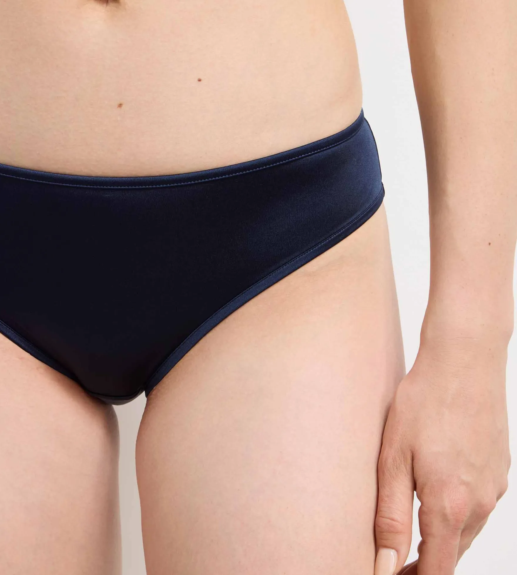 Culotte bleu foncé Dim x Ines de la Fressange
