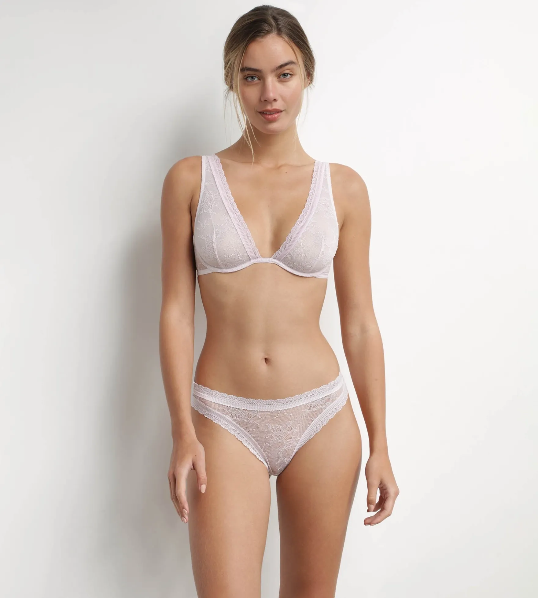 Culotte femme en dentelle florale Lilas Dim Romance