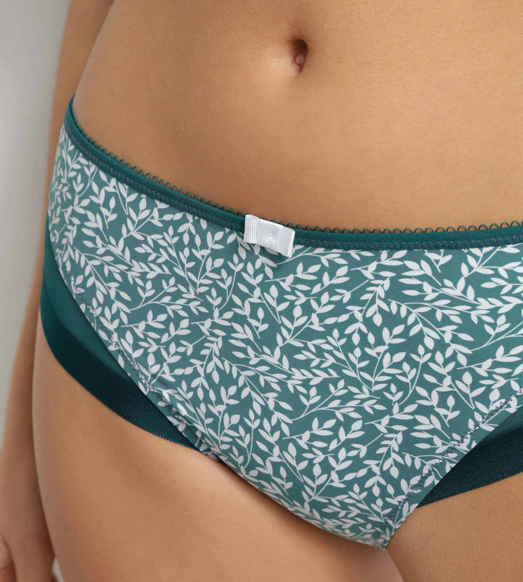 Culotte femme microfibre et tulle vert hydro Dim Generous