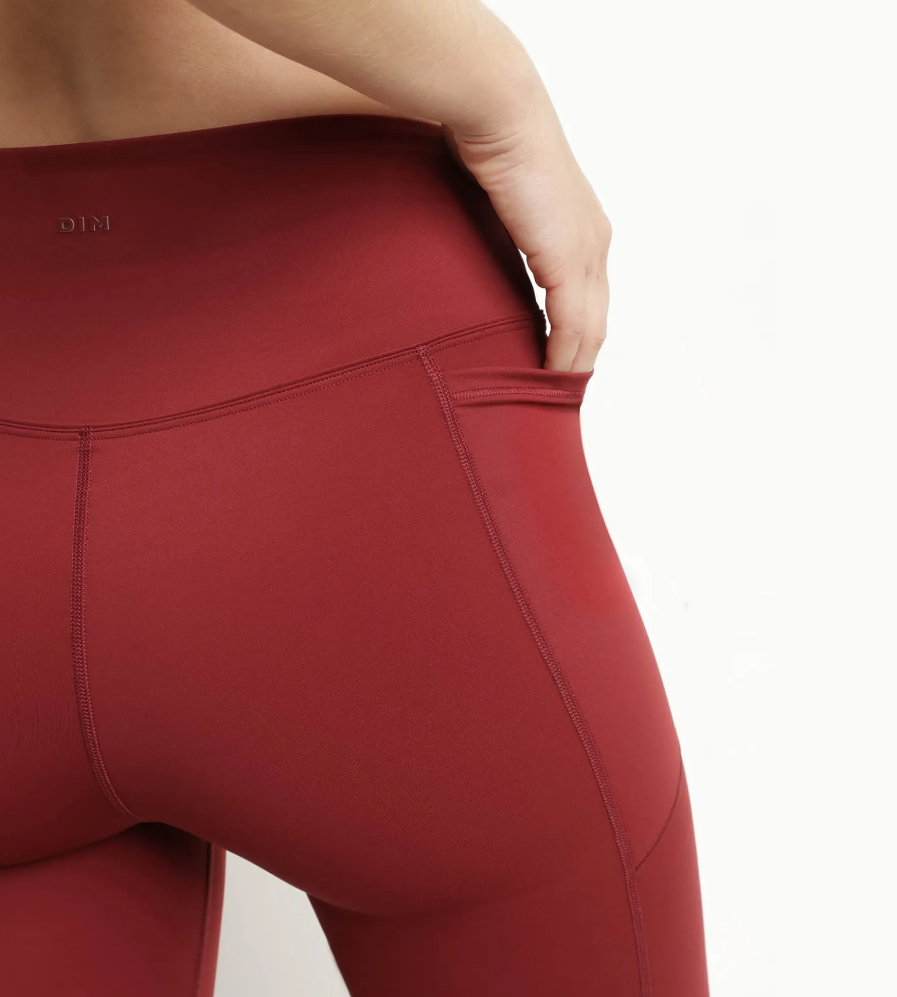 Cycliste de sport femme en microfibre sculptante Bordeaux Dim Move