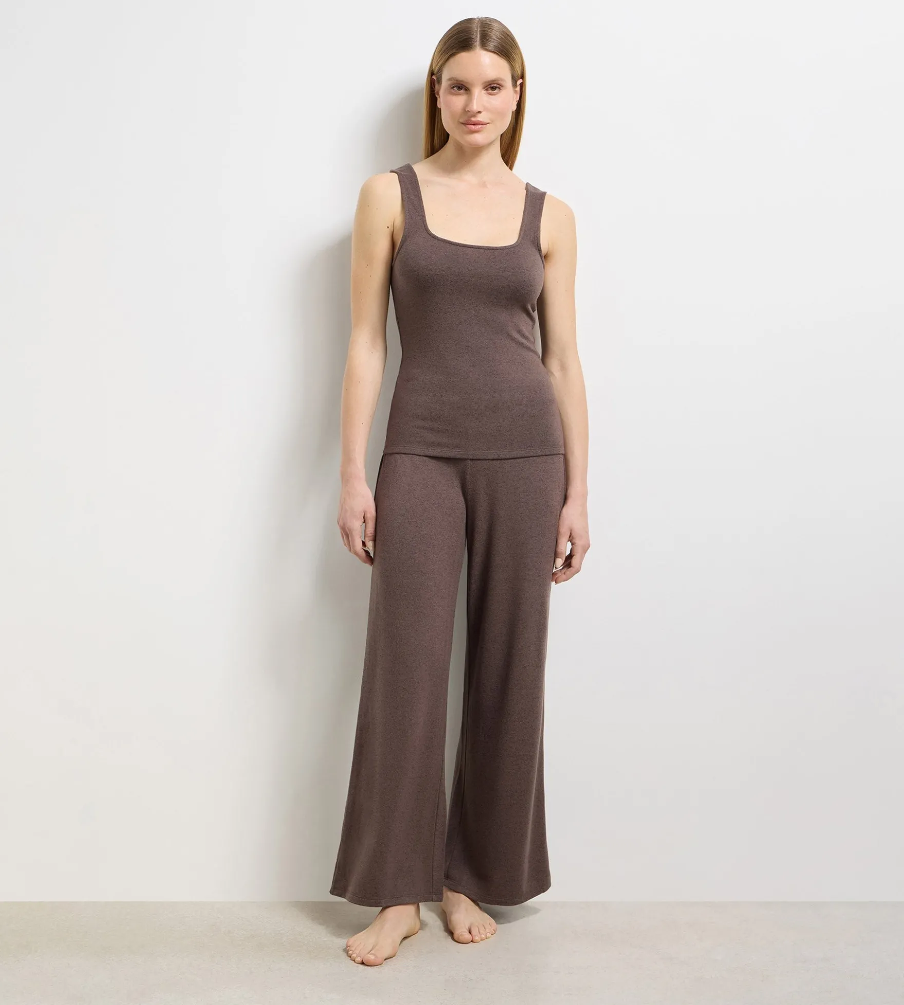 Ensemble pyjama jersey fin marron profond DIM x Ines de la Fressange