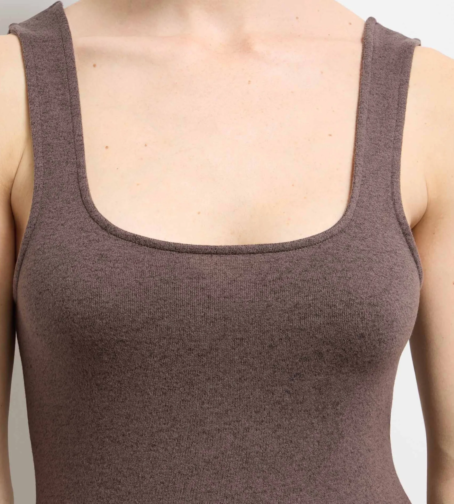 Ensemble pyjama jersey fin marron profond DIM x Ines de la Fressange