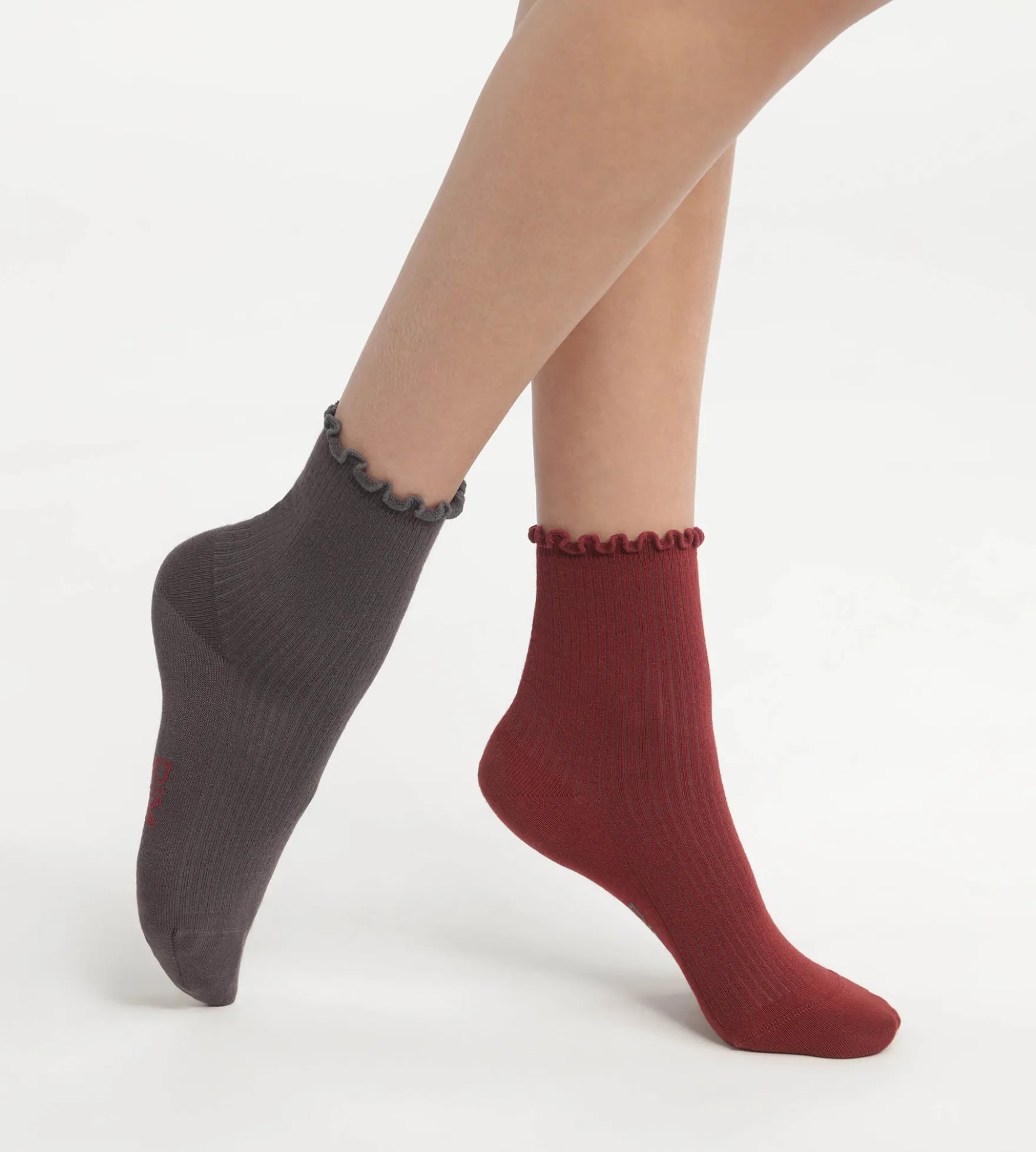 Lot de 2 paires de chaussettes femme à volants Rouge Dim Modal