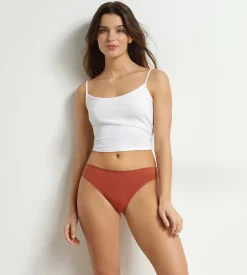 Lot de 2 tangas femme Blanc et Brun Body Touch Easy