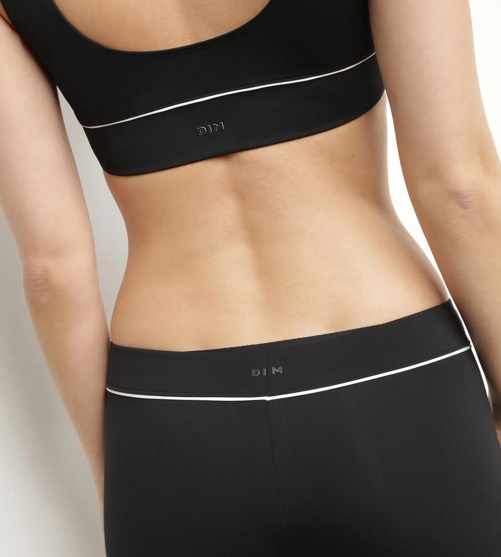 Shorty de bain femme en microfibre Noire Dim Move