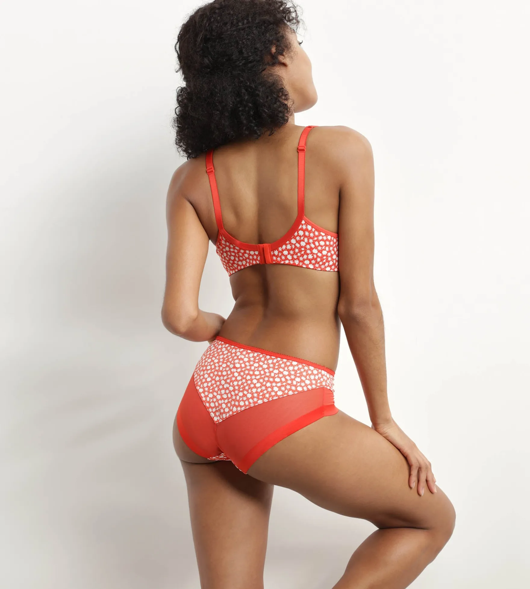 Slip femme en microfibre et tulle Rouge à fleurs Generous