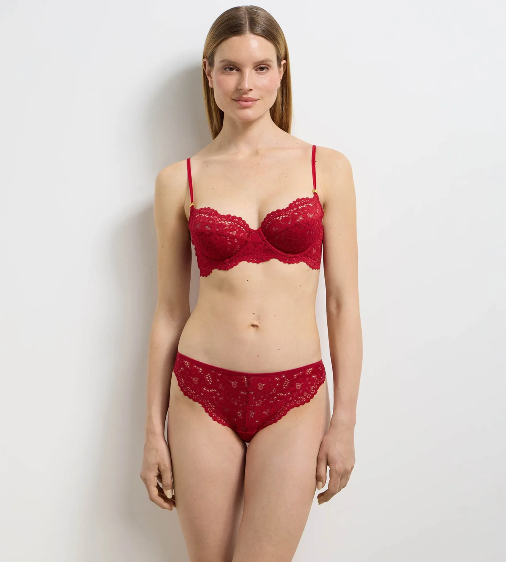 Soutien-gorge corbeille à armatures dentelle rouge Burning Eclat