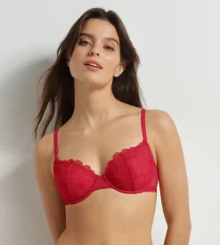 Soutien-gorge emboîtant en dentelle à motif cœur Rouge Red Love