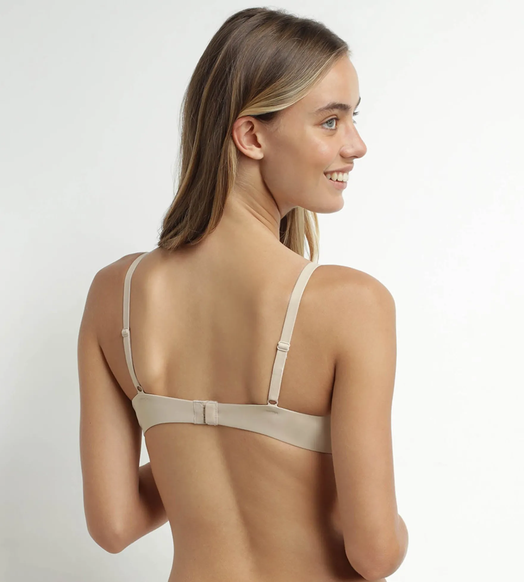 Soutien-gorge emboîtant en microfibre et tulle Nude Dim Daily Confort