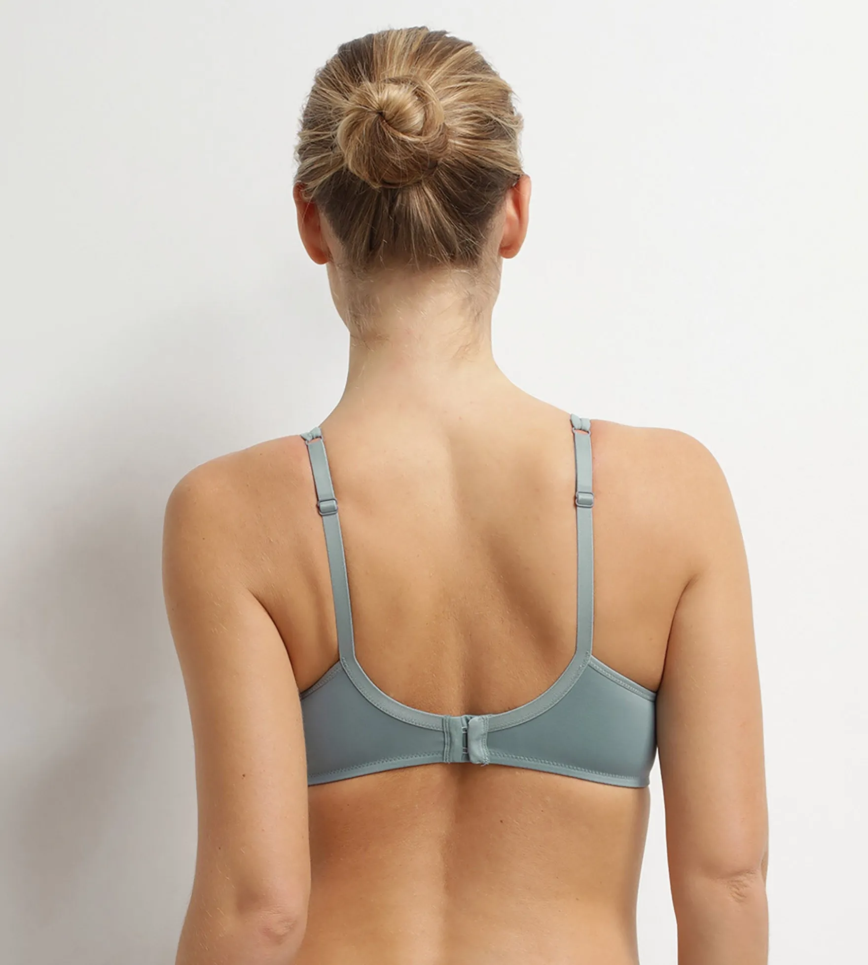 Soutien-gorge emboîtant en microfibre et tulle Sauge Generous
