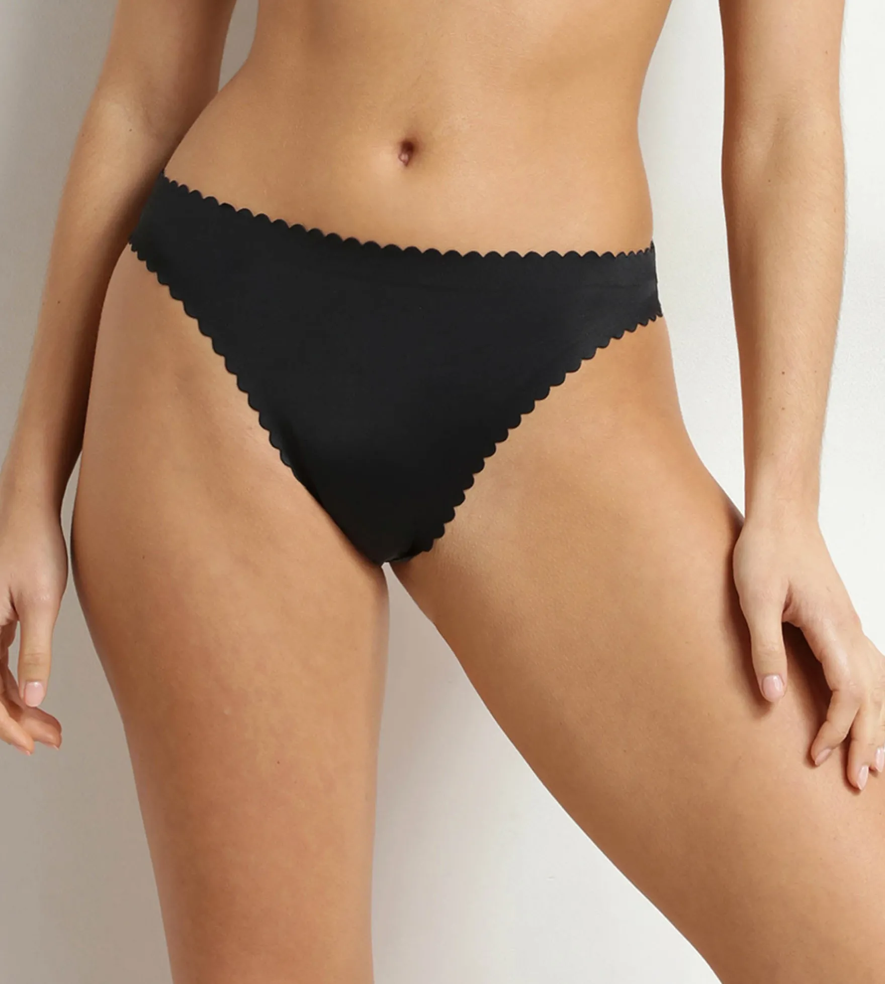 String femme noir en microfibre Dim Body Touch